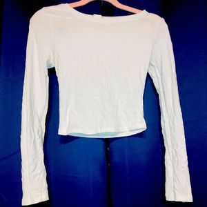 Long sleeved crop top